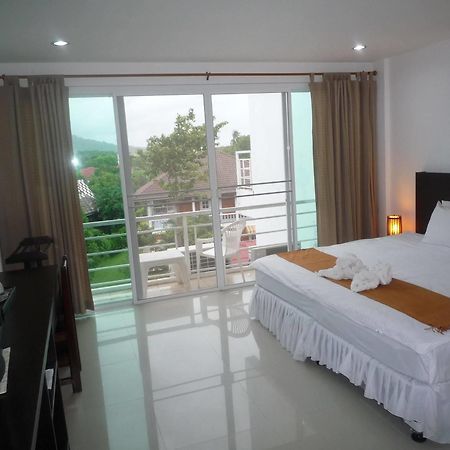 Baan Oui Phuket Guest House Nai Harn Luaran gambar